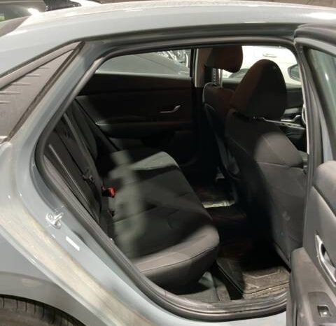 
								Salvaged Cars 2023 Hyundai Elantra full									