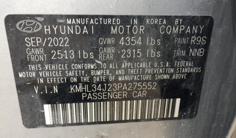 
								Salvaged Cars 2023 Hyundai Sonata full									