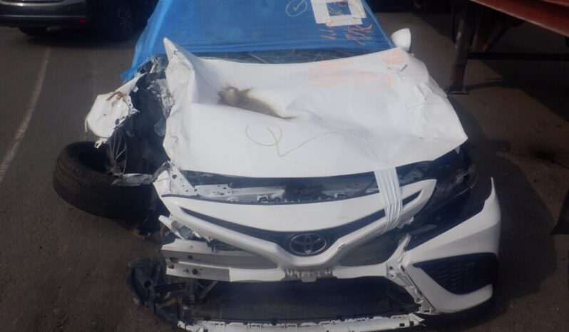 
								Salvaged Cars 2023 Toyota Camry full									