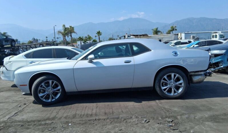 
								Salvaged Cars 2023 Dodge Challenger full									