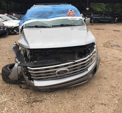 
								Salvaged Cars 2021 Ford Expedition full									