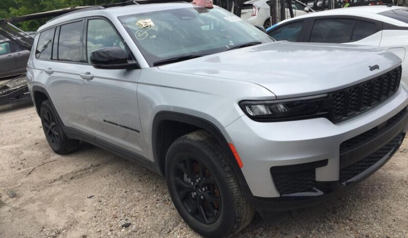 
								Salvaged Cars 2024 Jeep Grand Cherokee L full									