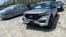 Salvaged Cars 2023 Ford Explorer