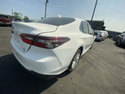 
										Salvaged Cars 2022 Toyota Camry full									