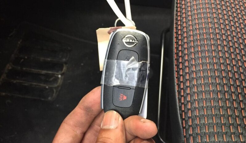 
								Salvaged Cars Nissan Kicks MPV full									