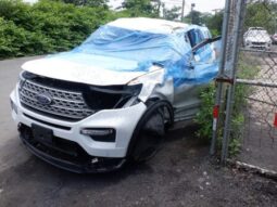 
										Salvaged Cars 2021 Ford Explorer full									