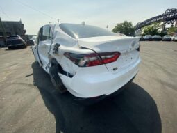 
										Salvaged Cars 2022 Toyota Camry full									