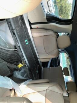 
										Salvaged Cars 2023 Toyota Sienna full									
