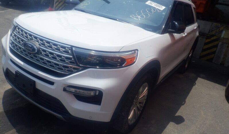
								Salvaged Cars 2022 Ford Explorer full									