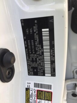 
										Salvaged Cars 2020 Toyota Highlander full									