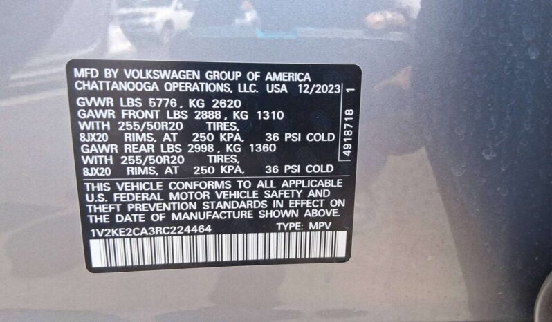 
								Salvaged Cars 2024 Volkswagen Atlas Cross Sport full									
