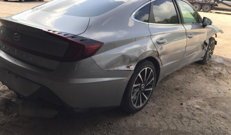 
								Salvaged Cars 2023 Hyundai Sonata full									