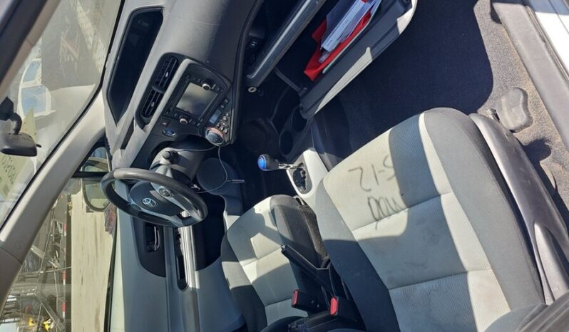 
								Salvaged Cars 2014 Toyota Prius C full									
