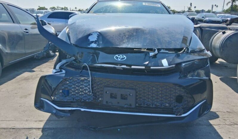 
								Salvaged Cars 2023 Toyota Crown full									