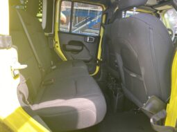 
										Salvaged Cars 2023 Jeep Wrangler full									