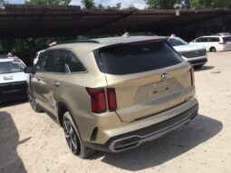 Salvaged Cars 2021 Kia Sorento