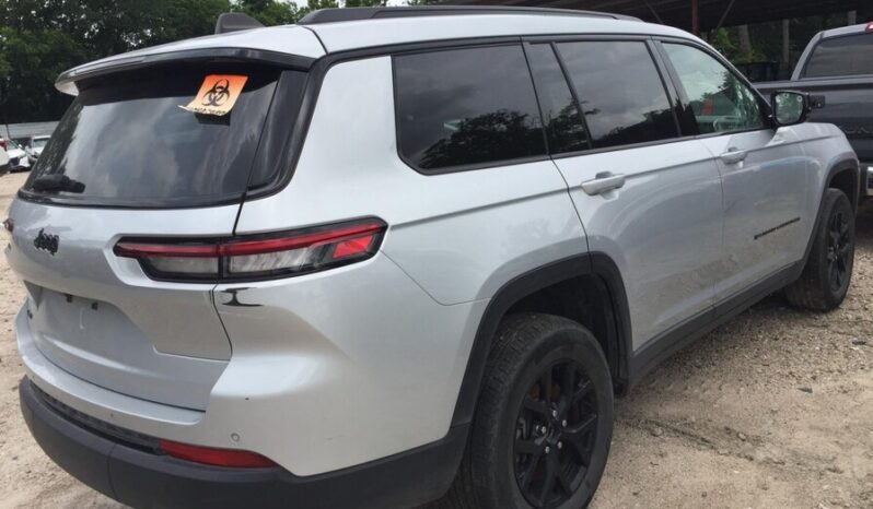 
								Salvaged Cars 2024 Jeep Grand Cherokee L full									