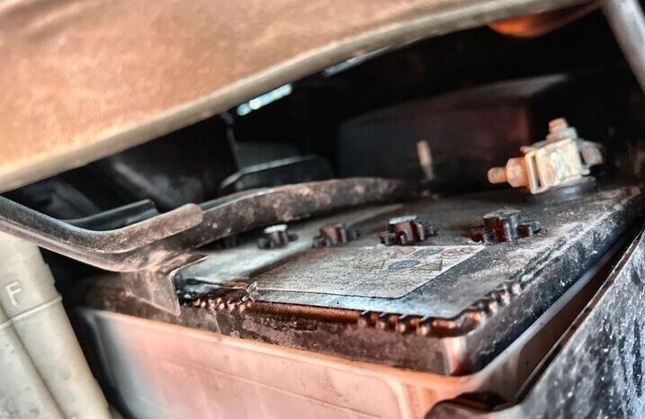 
								Salvaged Cars 2021 Lexus RX full									