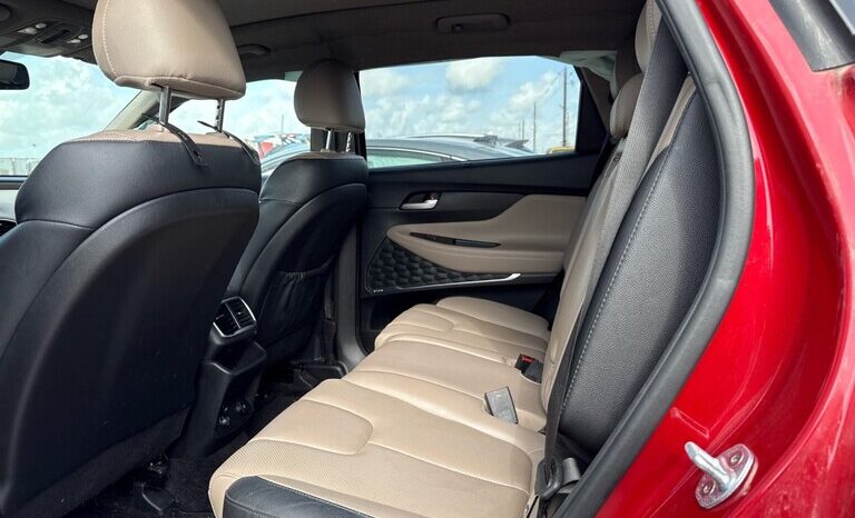 
								Salvaged Cars 2019 Hyundai Santa Fe full									