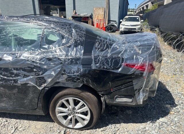 
								Salvaged Cars 2025 Toyota Camry full									