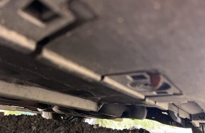 
								Salvaged Cars 2021 Toyota Corolla full									