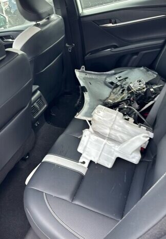 
								Salvaged Cars Toyota Camry full									