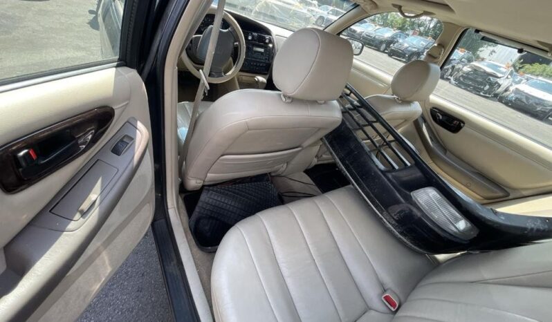 
								Salvaged Cars 1998 Toyota Avalon full									