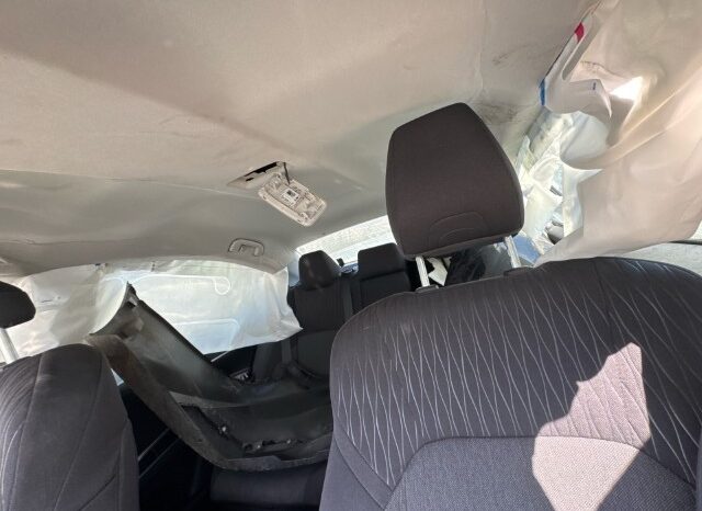 
								Salvaged Cars 2025 Toyota Camry full									