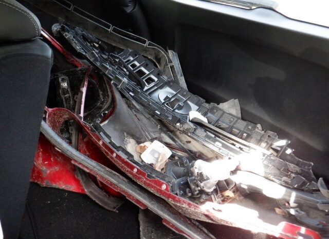 
								Salvaged Cars Kia Sportage full									