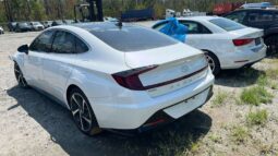 
										Salvaged Cars 2022 Hyundai Sonata full									