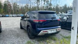 
										Salvaged Cars 2022 Nissan Pathfinder full									