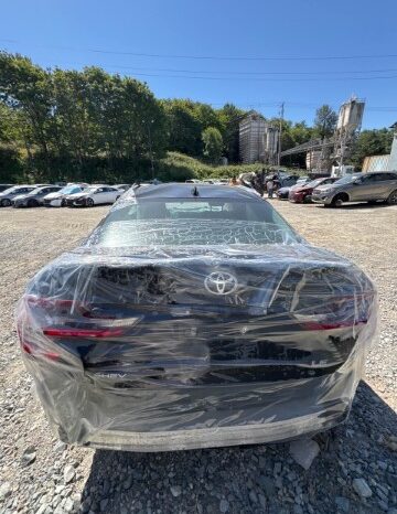 
								Salvaged Cars 2025 Toyota Camry full									