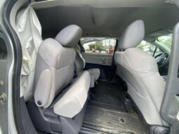 
										Salvaged Cars 2021 Toyota Sienna full									