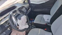 
										Salvaged Cars 2016 Toyota Prius C full									