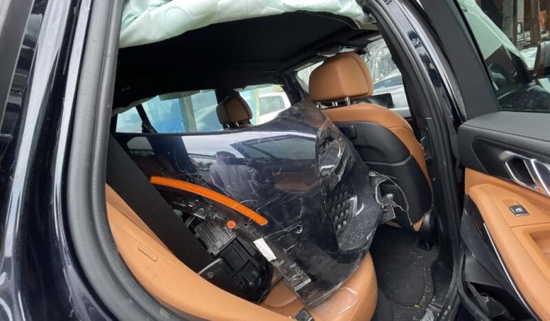 
								Salvaged Cars 2022 BMW X5 full									