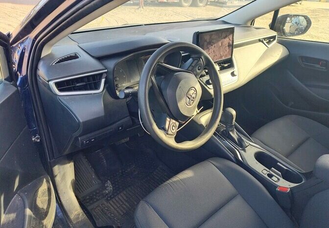 
								Salvaged Cars 2023 Toyota Corolla full									