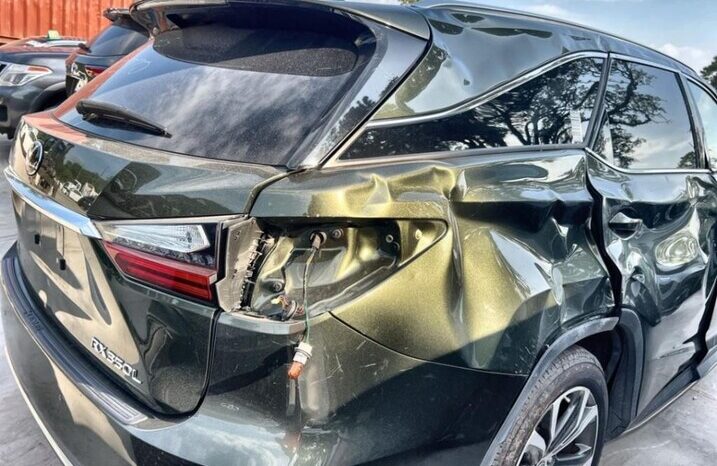 
								Salvaged Cars 2021 Lexus RX full									