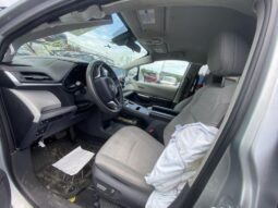 
										Salvaged Cars 2021 Toyota Sienna full									