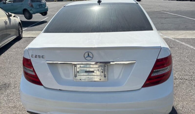 
								Salvaged Cars 2013 Mercedes-Benz C 250 full									