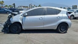 
										Salvaged Cars 2016 Toyota Prius C full									